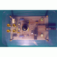 Amplicatore Ibrido da 4+4Watt a canale con alimentazione 12 volt.
